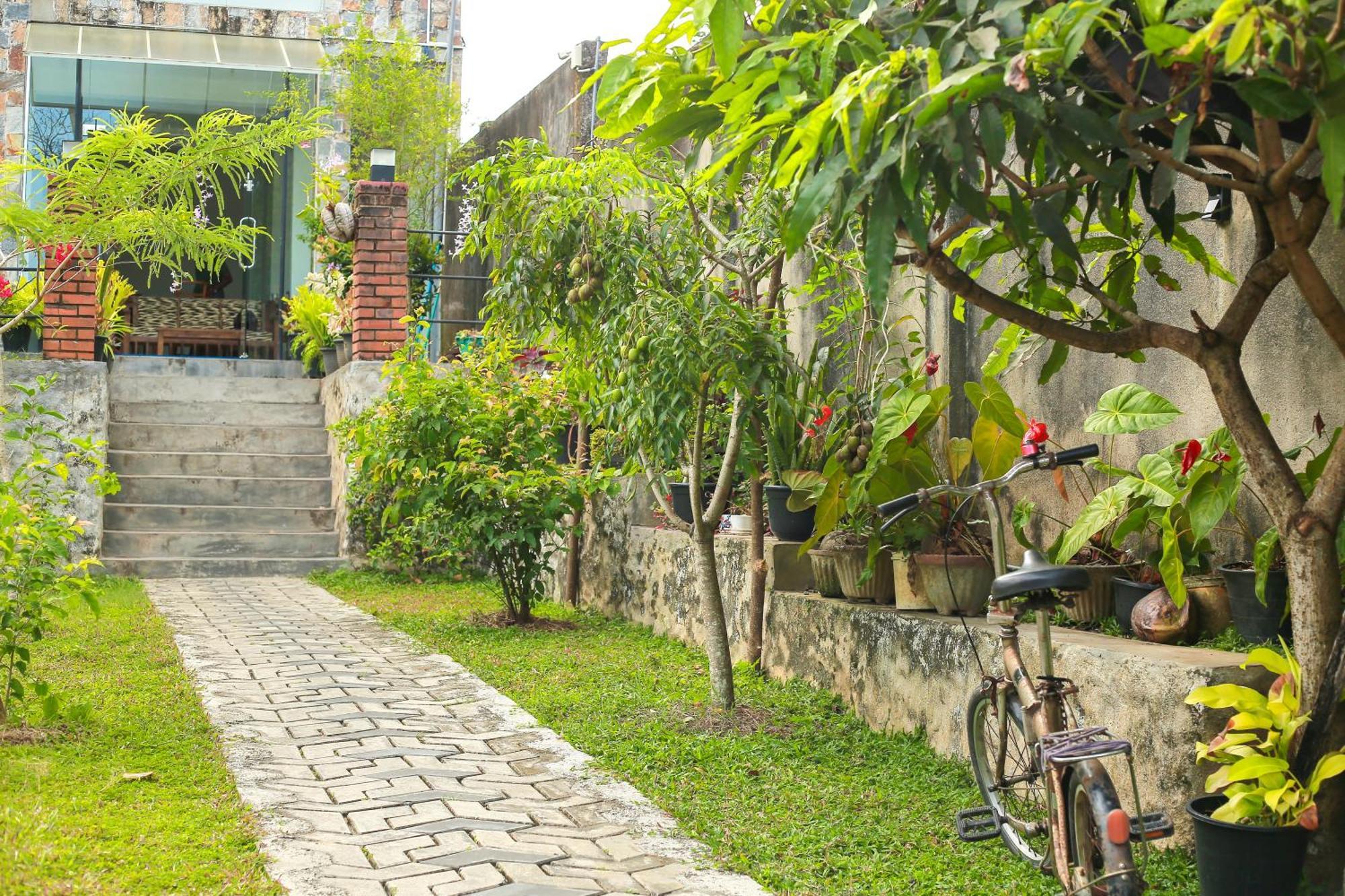 The Blue Haze Weligama Hotel Екстериор снимка
