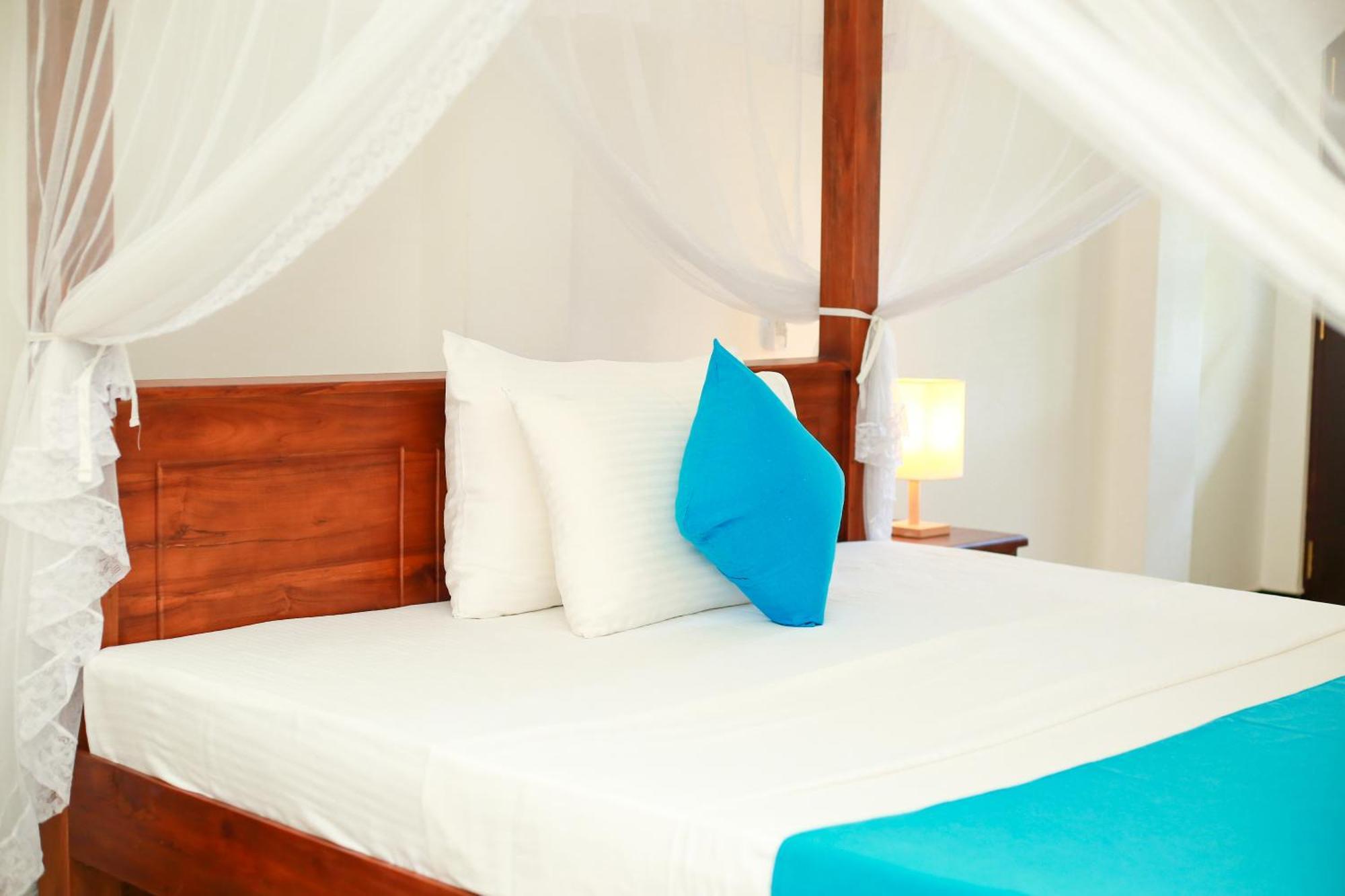 The Blue Haze Weligama Hotel Екстериор снимка