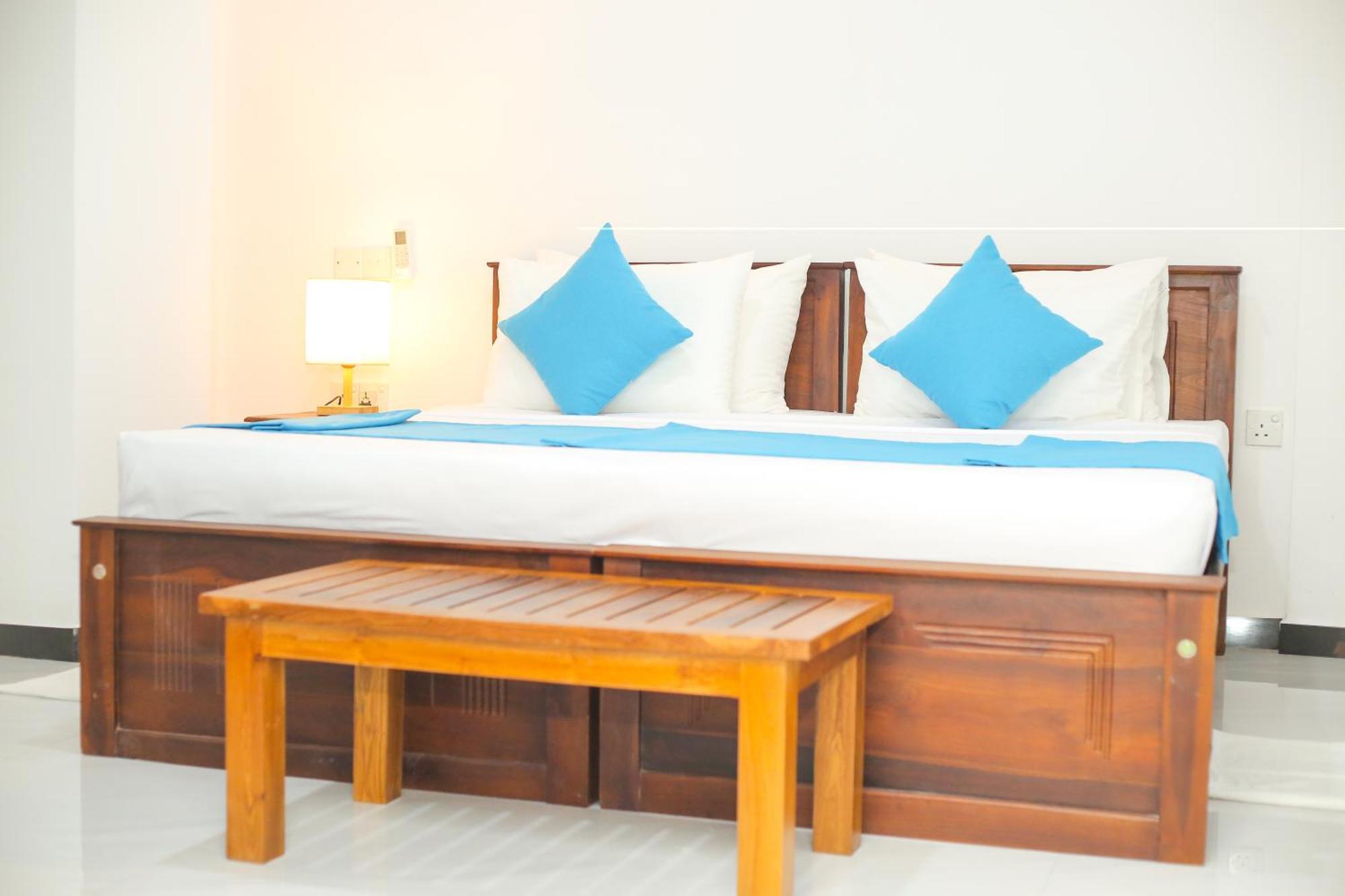 The Blue Haze Weligama Hotel Екстериор снимка