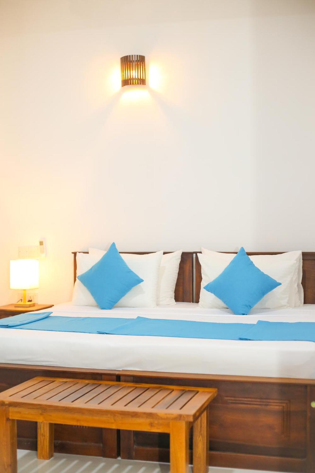 The Blue Haze Weligama Hotel Екстериор снимка
