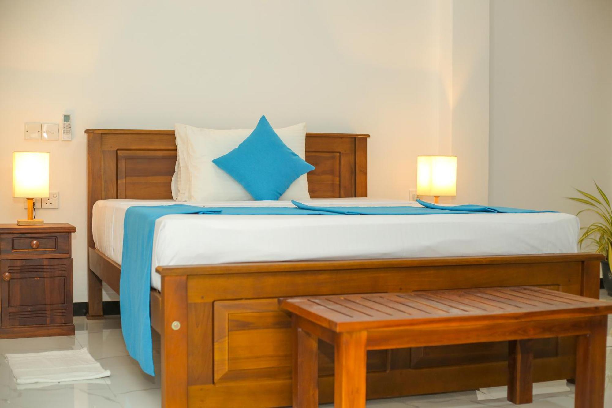 The Blue Haze Weligama Hotel Екстериор снимка