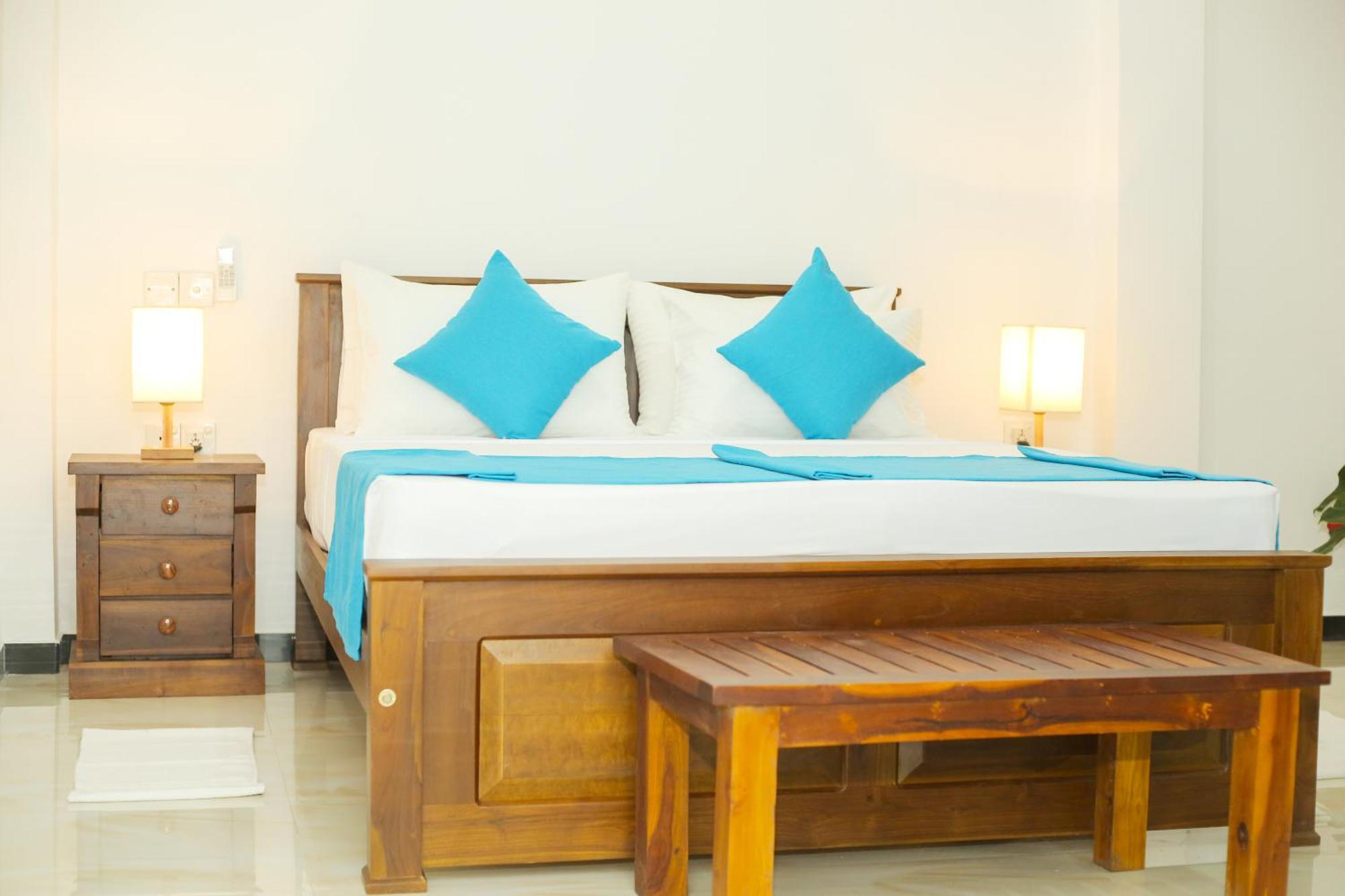 The Blue Haze Weligama Hotel Екстериор снимка